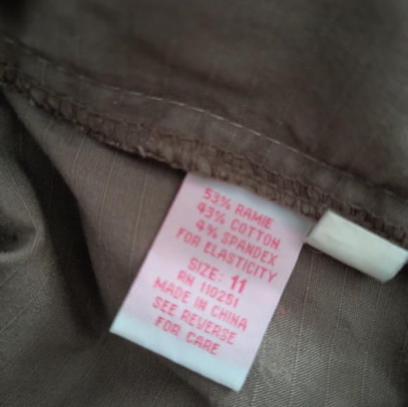 Angels Khaki Women's Capri Cargo Pants. - Picture 5 of 6